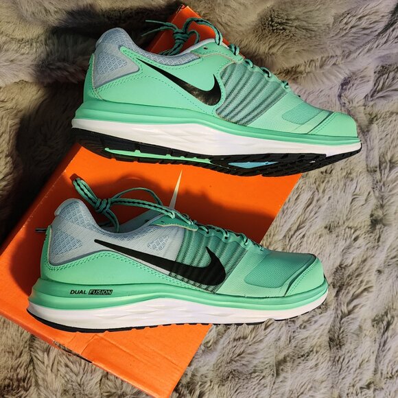 Women’s Nike Sz 8 Dual Fusion X Running Sneakers - Picture 3 of 6